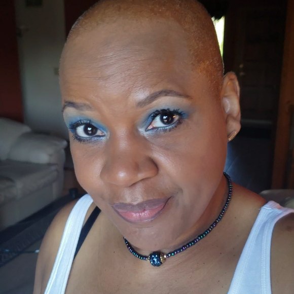 Meet your Posher, Robbin - Picture 1 of 1